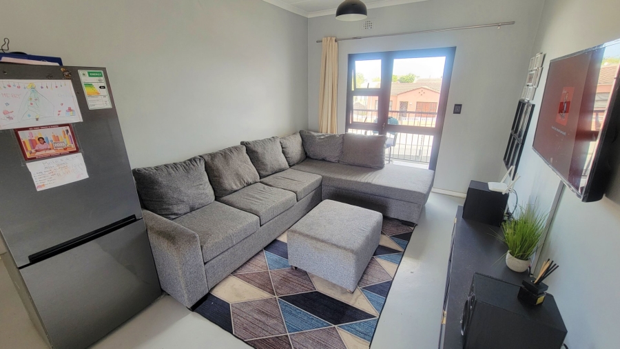 1 Bedroom Property for Sale in The Connifers Western Cape